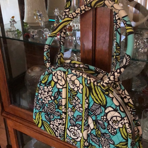 Vera Bradley Handbags - Vera Bradley bag
